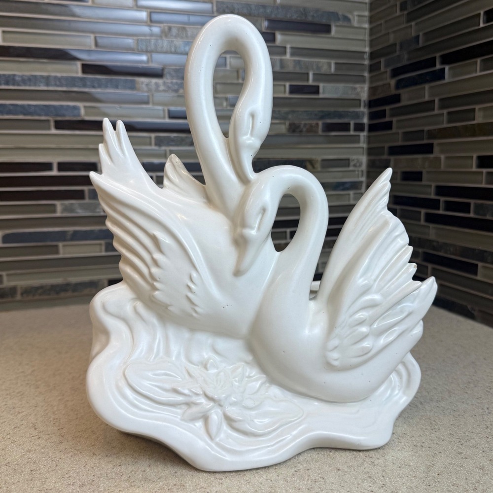 VTG 1950s Hull Pottery Double Swan & Water Lily 10" Planter Vase Ivory USA #81